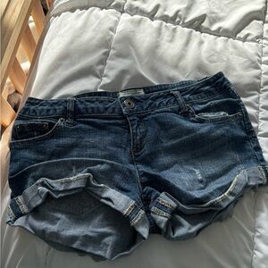 Yk2 Garage size 9 shorts